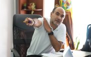 El prefecto de Azuaya Juan Cristóbal Lloret publicó en su cuenta de X un reclamo ante la falta de asignación de recursos.