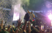 Tito El Bambino estuvo en el cierre de campaña de Daniel Noboa.