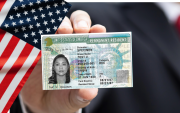 No renovar la Green Card puede traer problemas legales y limitar trámites migratorios