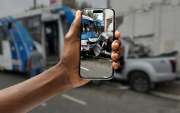 Fotografiar una accidente de tránsito en la vía pública podría terminar en multas y otras sanciones
