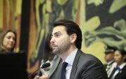 El presidente de la Asamblea Nacional, el asambleísta oficialista Niels Olsen.