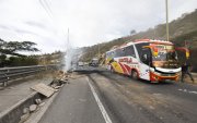 Estado de excepción en siete provincias por protestas contra el alza del diésel en Ecuador.