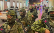 El toque de queda se mantiene en varias provincias del país.