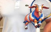 Lacoste presentó prendas en las que se sustituyó al cocodrilo con una cabra.