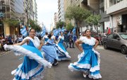 Festividad. Los guayaquileños anhelan mejores días para la ciudad.