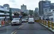 Los trabajos en los puentes vehiculares incluyen el reemplazo de las juntas de dilatación.