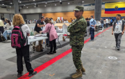 Las personas en el extranjero también deberán votar en el referéndum 2025.