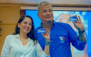 La dirigente de la RC, Luisa González, y el presidente vitalicio del partido, Rafael Correa.