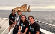 Cuatro estudiantes ecuatorianos fueron parte de una experiencia inmersiva en las islas Galápagos.