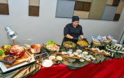 Con un evento, el Tryp by Wyndham Guayaquil inauguró las fiestas y cenas para celebrar desde noviembre Navidad y Fin de Año.