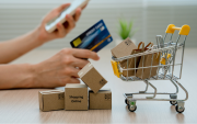 Las tiendas ofrecen descuentos exclusivos para las compras en línea.