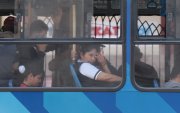 El transporte público se vuelve un servicio que las mujeres evitan por miedo.