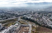 Población. Tumbaco es una de las parroquias rurales que más ha crecido en los últimos años. Según el INEC, tiene cerca de 80.000 habitantes.