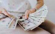 El pago del décimo tercer sueldo en Ecuador no varía por provincia, ya que está regulado por una normativa nacional que fija la misma fórmula