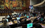 La bancada oficialista ha mantenido, por el momento, intacta su mayoría legislativa.