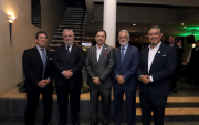 Aldo Vanoni, Fernando Bertero, Andrés Valdivieso, Javier Vanoni y Billy Vásconez.
