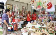 Las ferias navideñas reúnen a cientos de comerciantes en espacios seguros y ordenados.