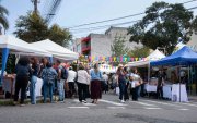 Además del circuito permanente, en La Floresta se realizan tres ferias anuales. Los emprendedores se ubican en distintas calles del tradicional barrio.