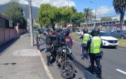 Tras el asesinato del guardia en el sector de la República de El Salvador, se realizaron operativos a motociclistas.