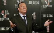 Julio Iglesias en un evento promocional de “Grandes Éxitos”, en una imagen de archivo previa a las recientes acusaciones.