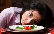 Una adecuada hidratación, grasas saludables y proteínas de calidad pueden mejorar el estado de ánimo y prevenir trastornos emocionales.