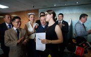 Camila León presentó un proyecto de ley relacionado con la libertad de expresión que en realidad busca callar las críticas a funcionarios públicos.