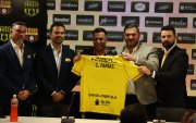 César Farías presentado por la directiva de Barcelona SC.