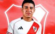 Kendry Páez ya esta en Buenos Aires para unirse a River Plate.