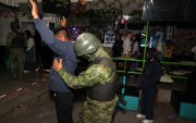 Quito: El operativo en Tumbaco dejó seis establecimientos clausurados, una persona detenida y decenas de sanciones administrativas.