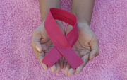 Lazo representativo del cáncer de mama, el más común a nivel nacional