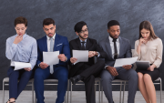 La Unidad de Análisis Financiero y Económico busca profesionales en áreas financieras y estadísticas para cubrir nuevas vacantes en Quito.