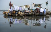 La barriada flotante de Makoko, llamada "la Venecia de Nigeria", se considera el mayor asentamiento informal flotante del mundo.
