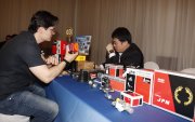 La oferta de autopartes de Taiwán generó interes entre los asistentes.