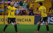 Darío Benedetto y Joao Rojas jugadores de Barcelona SC.
