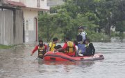 Las lluvias de las últimas horas dejaron a Milagro prácticamente bajo el agua, lo que provocó la evacuación de algunos habitantes.