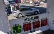 La tabla de precio en una gasolinera en Nueva York.