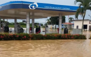 Machala presenta inundaciones tras intensas lluvias y desborde del río Pital.