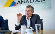 Javier Díaz, presidente de la Asociación Nacional de Comercio Exterior (Analdex) advierte que el alza al 50 % “hace inviable” el comercio binacional.