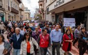 Las autoridades de Cuenca fueron parte de una marcha de varias organizaciones sociales que reciben fondos para rechazar las reformas al Cootad.
