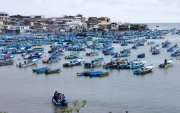 El puerto de Santa Rosa, parroquia de Salinas, registra una importante actividad pesquera.