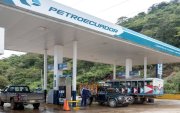 Ecuador actualiza el precio de las gasolinas y diésel de manera mensual.