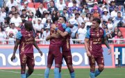 Macará recibe a Técnico Universitario en el estadio Bellavista de Ambato.