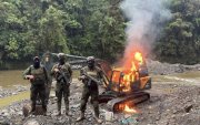El Ejército realiza constantes operaciones en la zona contra la minería ilegal.