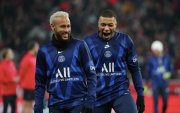 Neymar (i) y Mbappé compartieron en París Saint-Germain.