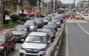 Durante las primeras horas del cierre se observó gran congestión vehicular.