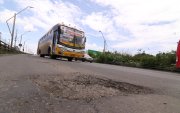 El tramo que conecta a Guayaquil con Durán aún presenta huecos-
