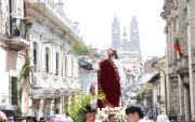 La procesión de Domingo de Ramos recorrió las calles del Centro Histórico de Quito.