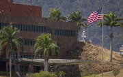 La Embajada de Estados Unidos en Caracas reanudó oficialmente sus operaciones después de siete años de cierre.
