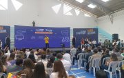 Wl presidente Daniel Noboa llegó a Cuenca para presentar programa de capacitación laboral para jóvenes.