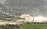 La delegación del Gobierno en la zona ha ordenado abrir al máximo las compuertas de la presa de Liscione para aliviar la presión del embalse.